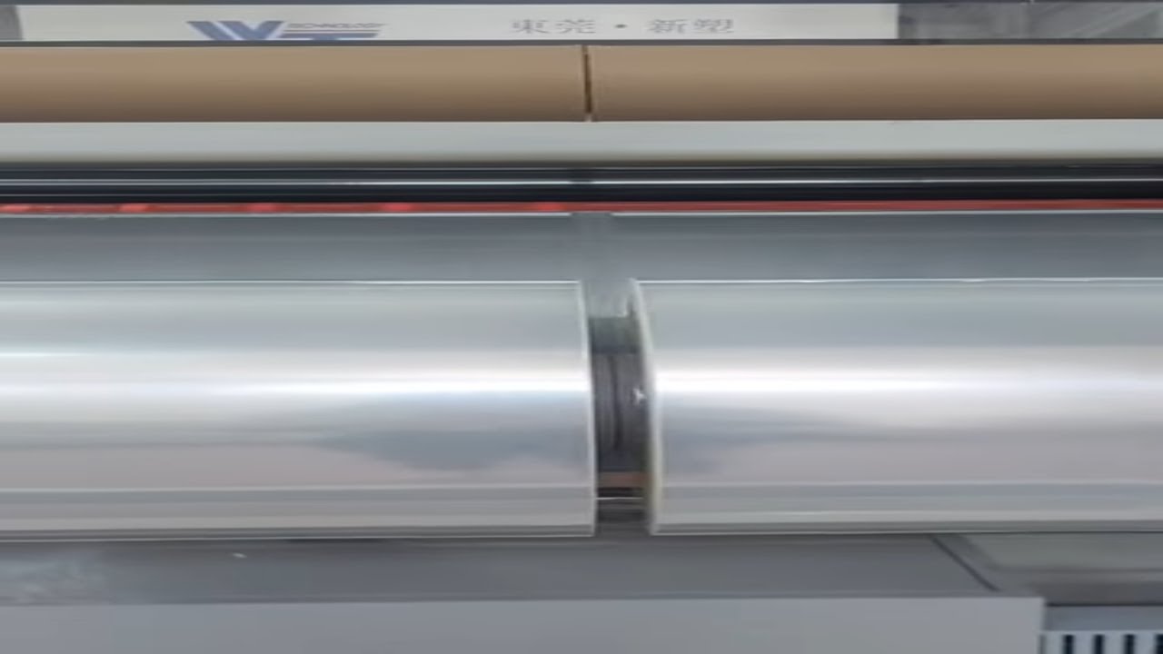 Cast film making machine for stretch film