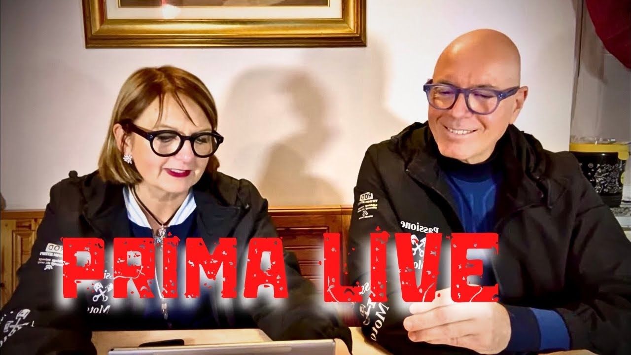 LA NOSTRA PRIMA LIVE SIAMO EMOZIONATI ☺️