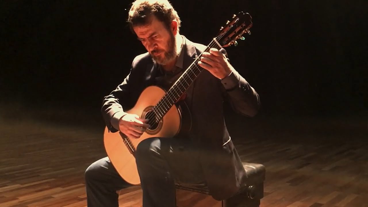 Les barricades mystérieuses - François Couperin (Arr. David Russell) - Alisson Alípio, violão