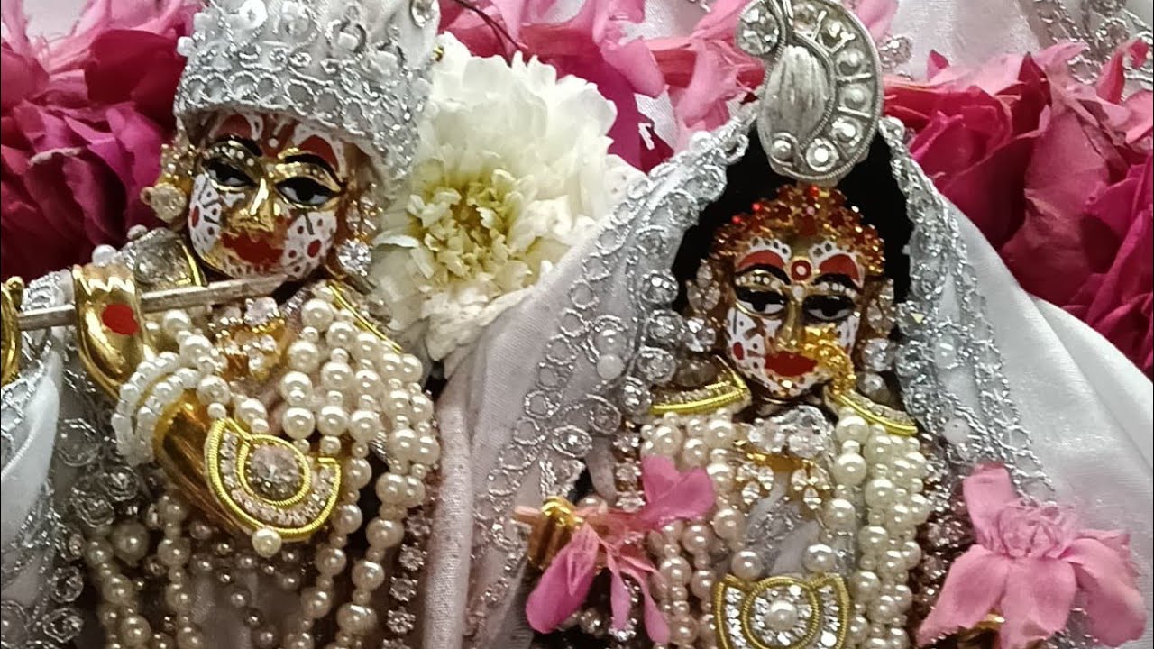 radhe radhe sabhi ko ajao judh jaiye hamari live m batein kariye swagat hai aapka ❤️🙏🏻