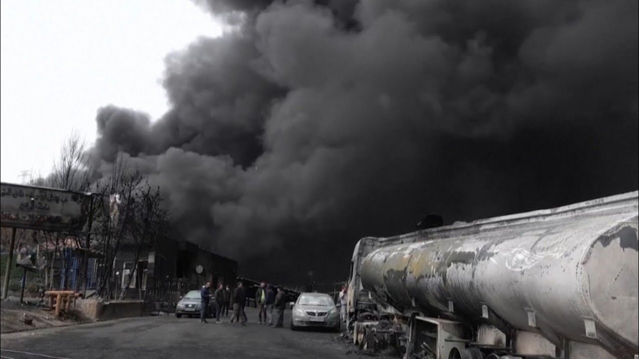 Иран нанес удар по крупнейшему в мире заводу по производству сжиженного природного газа в Катаре.