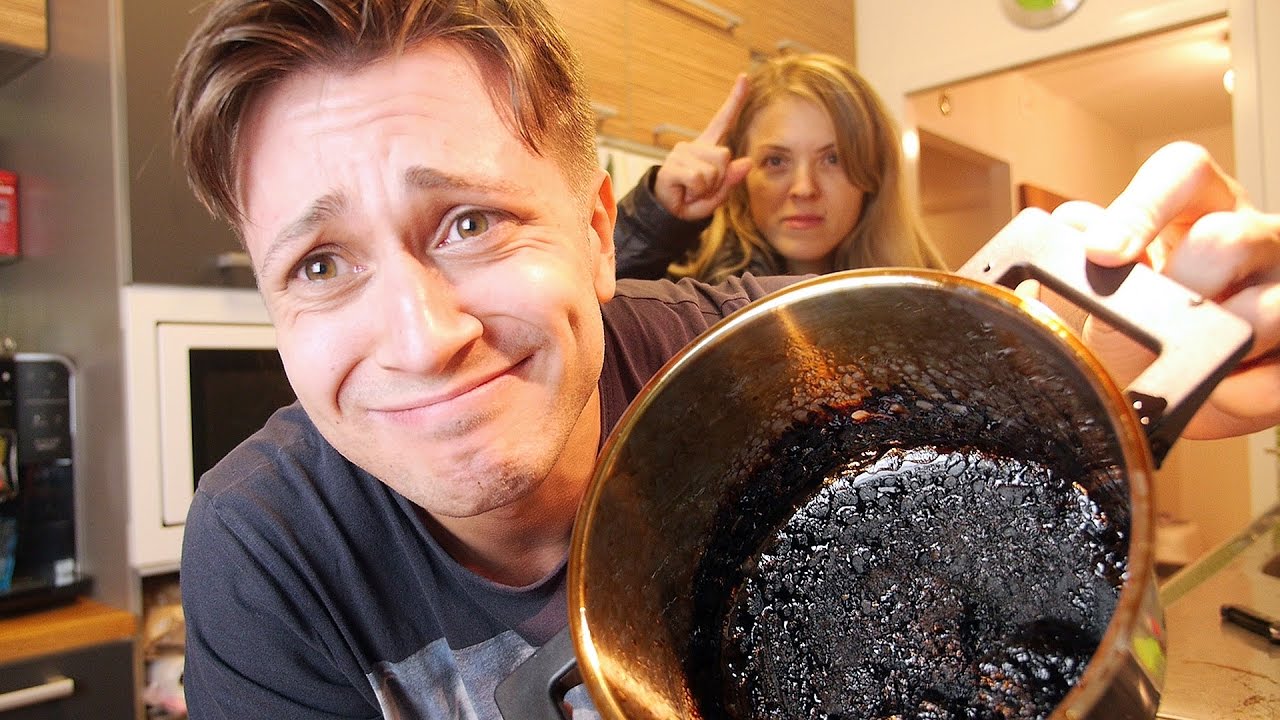 KOKA ALDRIG JULMUST (PRANK PÅ MORSAN SPÅRAR)