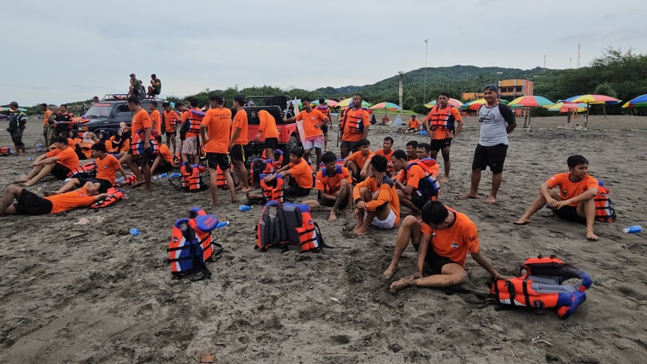 Semangatnya lumba muda membara guys... cemplong ake pisan ijeh do gelem nambah 🤟🤟💪💪 mantap