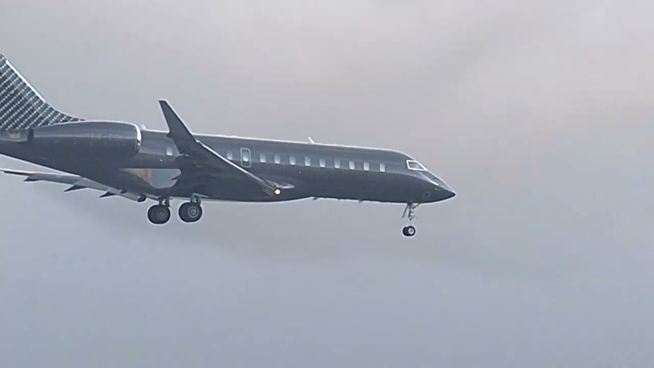 CR7 Private Jet landing at Madeira Island Airport 
