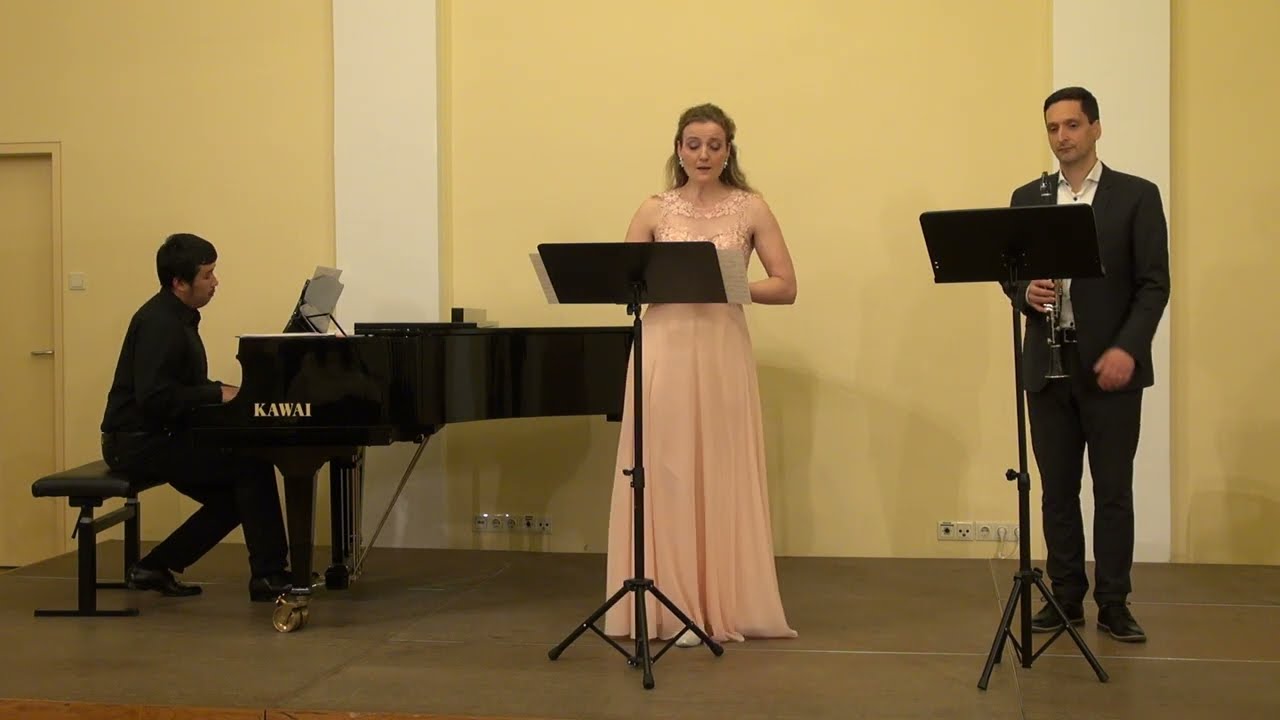 Jana Bartho singt Claude Debussy 