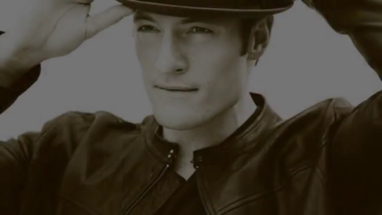 Tahmoh Penikett - Skin