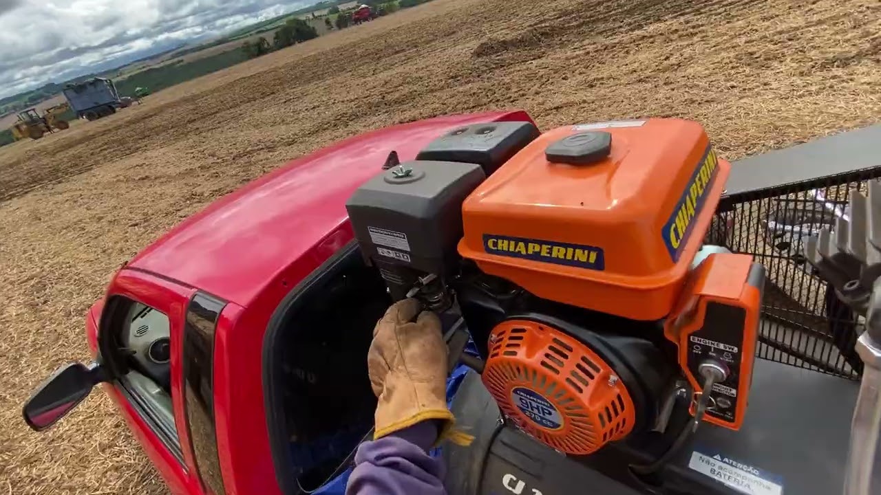 TROCA DE RODA NA ROÇA 