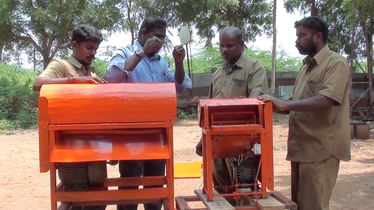 நிலக்கடலை விவசாயிகளுக்கு வரப்பிரசாதமான நிலக்கடலை பிரித்தெடுக்கும் இயந்திரம்