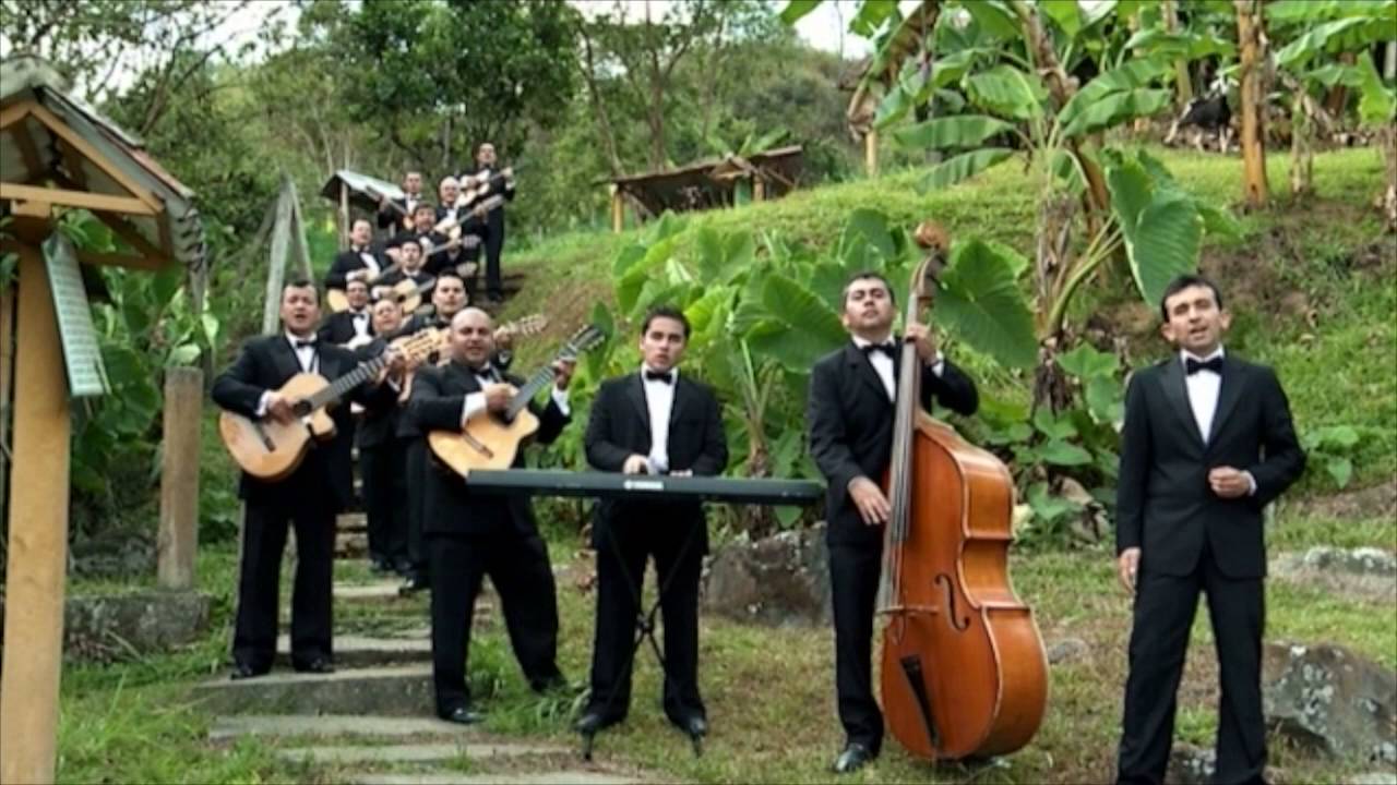 A UNOS OJOS - LA GRAN RONDALLA COLOMBIANA.  #Latinoamérica #Argentina