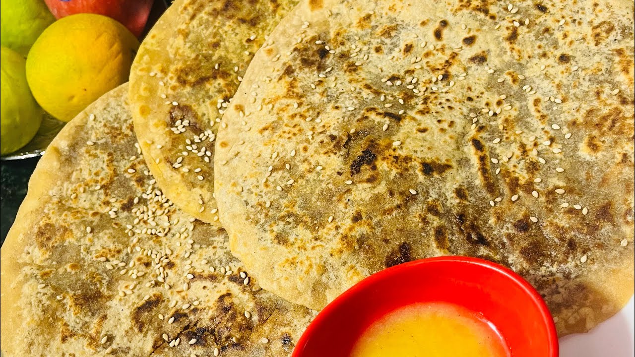 खुसखुशीत तीळ आणि गुळाची तेलची...😋