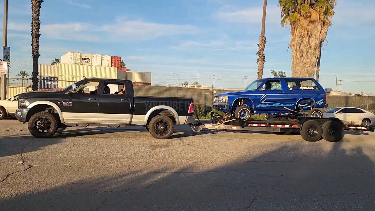 Lowrider cruise and hop after the long Beach super show 