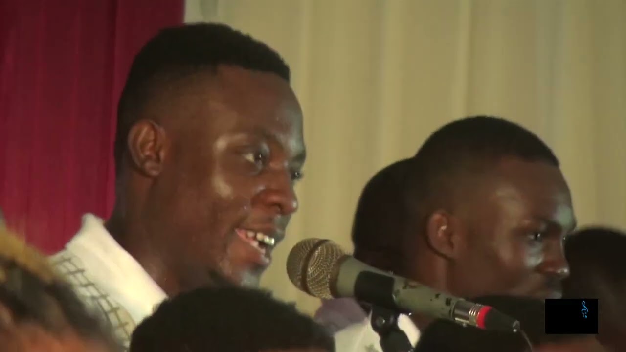 High Life Medley 2 Exécuté par le Chœur de la Gloire TOGO , dirigé par Céphas K DOGLA