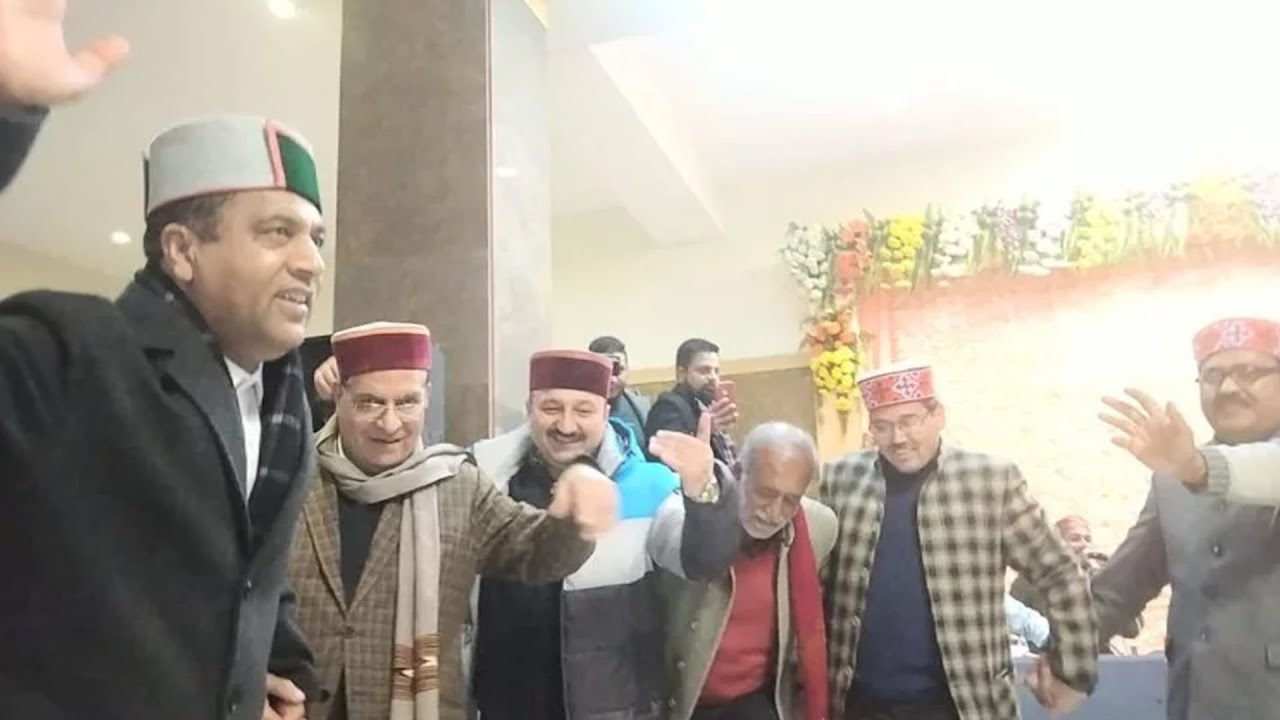 Himachal CM Jairam Thakur dances traditional 'Nati' during a dinner organised for opposition MLAs