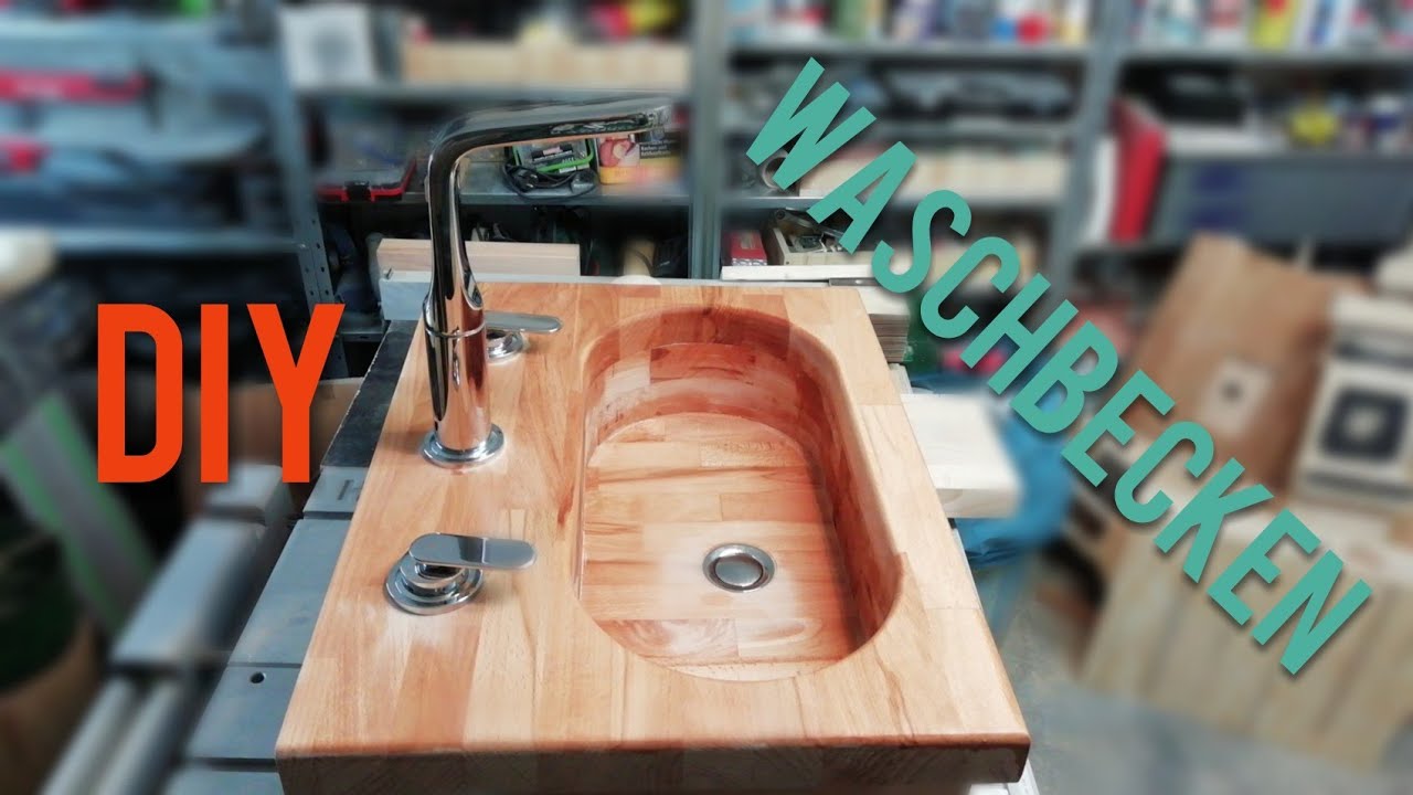 Waschbecken komplett aus Holz gebaut