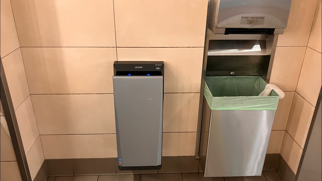 Mitsubishi Jet Towel Slims | Terminal 2 in SFO Airport | San Francisco, CA