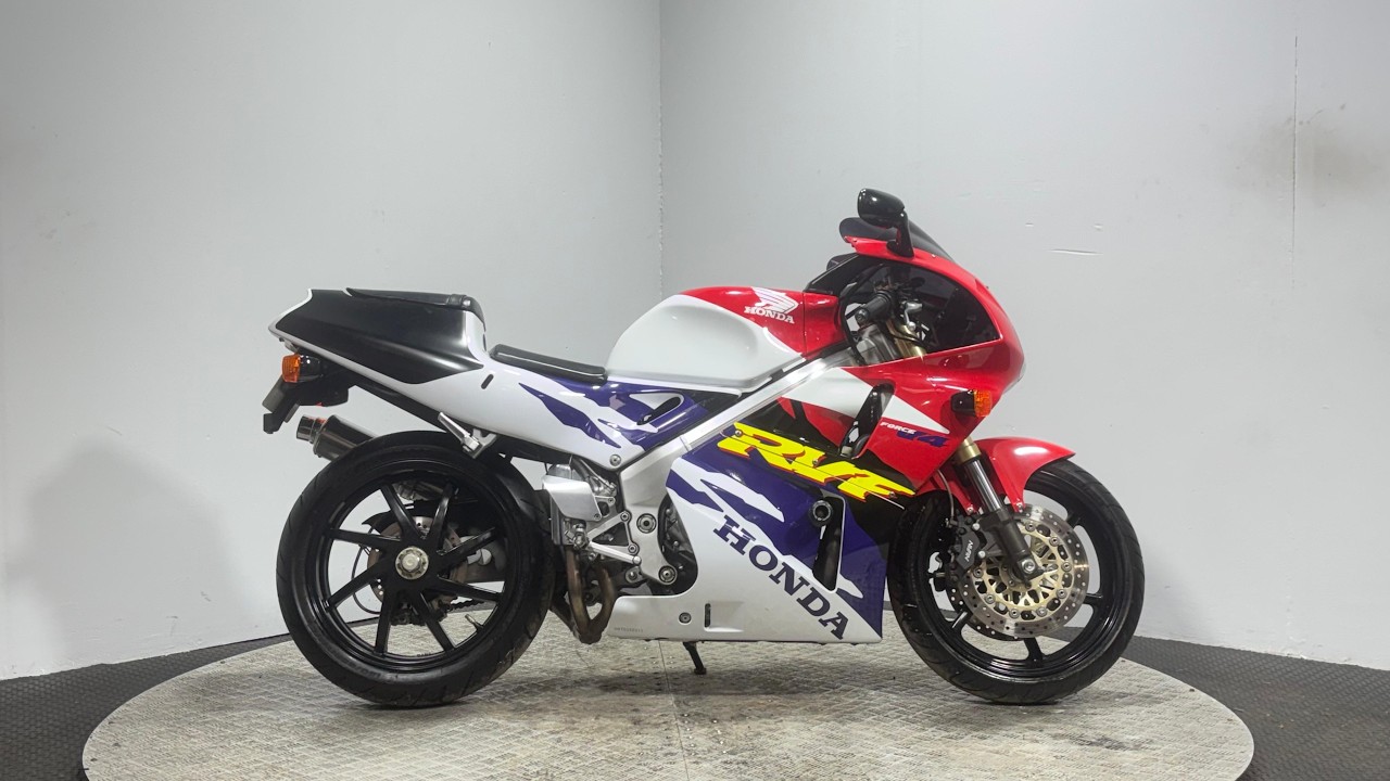 HONDA RVF 400 2000 8K WALK AROUND / RUNNING VIDEO