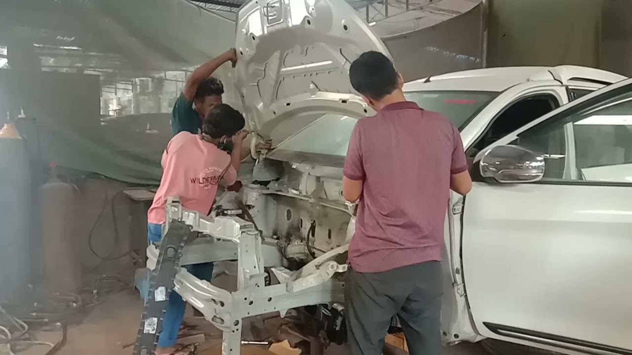 Maruti Suzuki new Ertiga Front sight Full Damage Major Accident car Full Restoration.