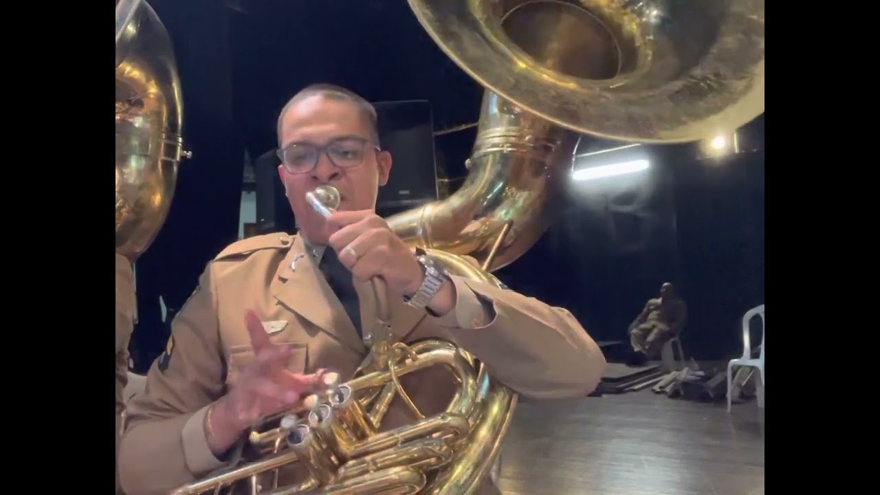 Jesus Cristo (Eu estou aqui) - Roberto Carlos - Cb. Freitas (Tuba Bb)