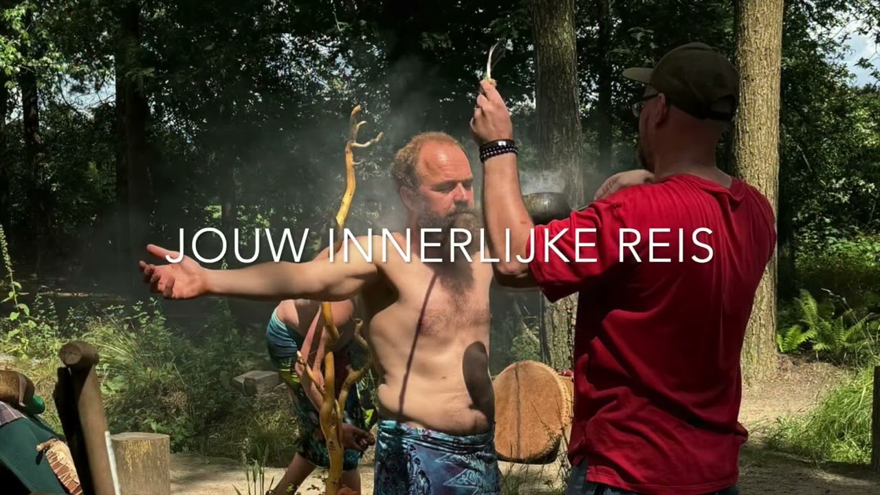 Zweethutceremonie voor mannen door mannen