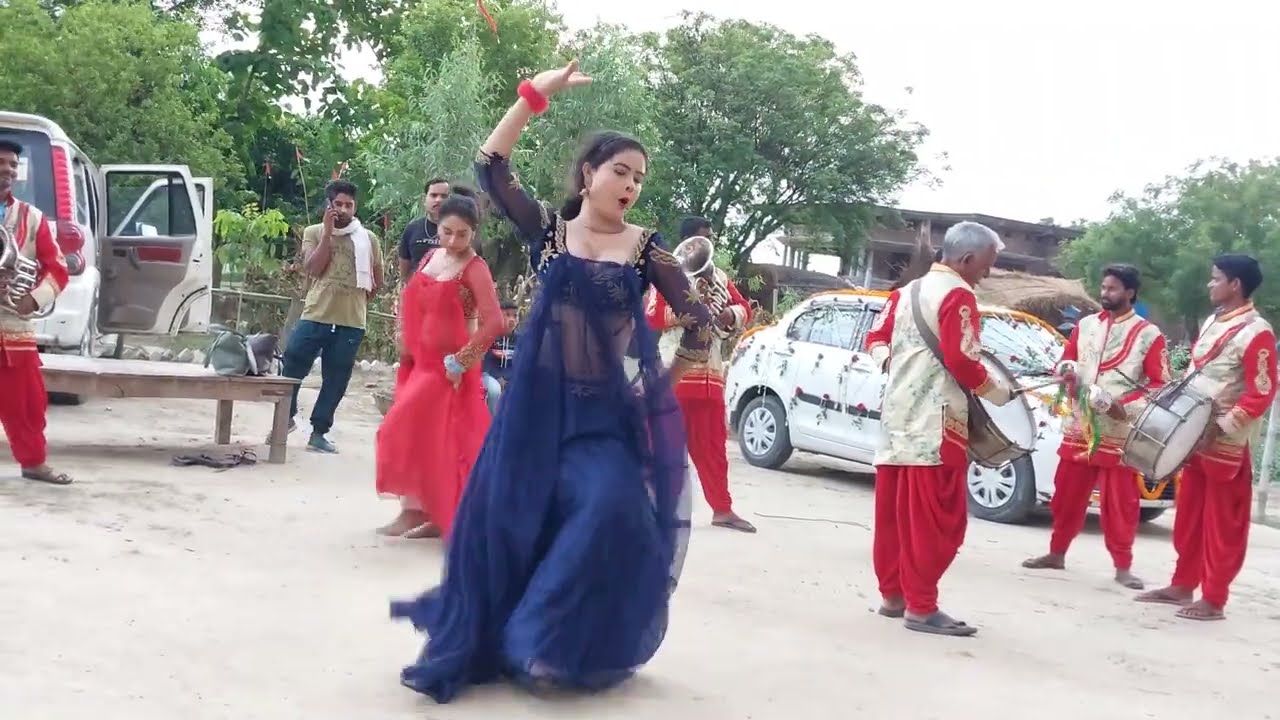 ऐसा डांस किसी ने नहीं देखा होगा. Super Band Ballia