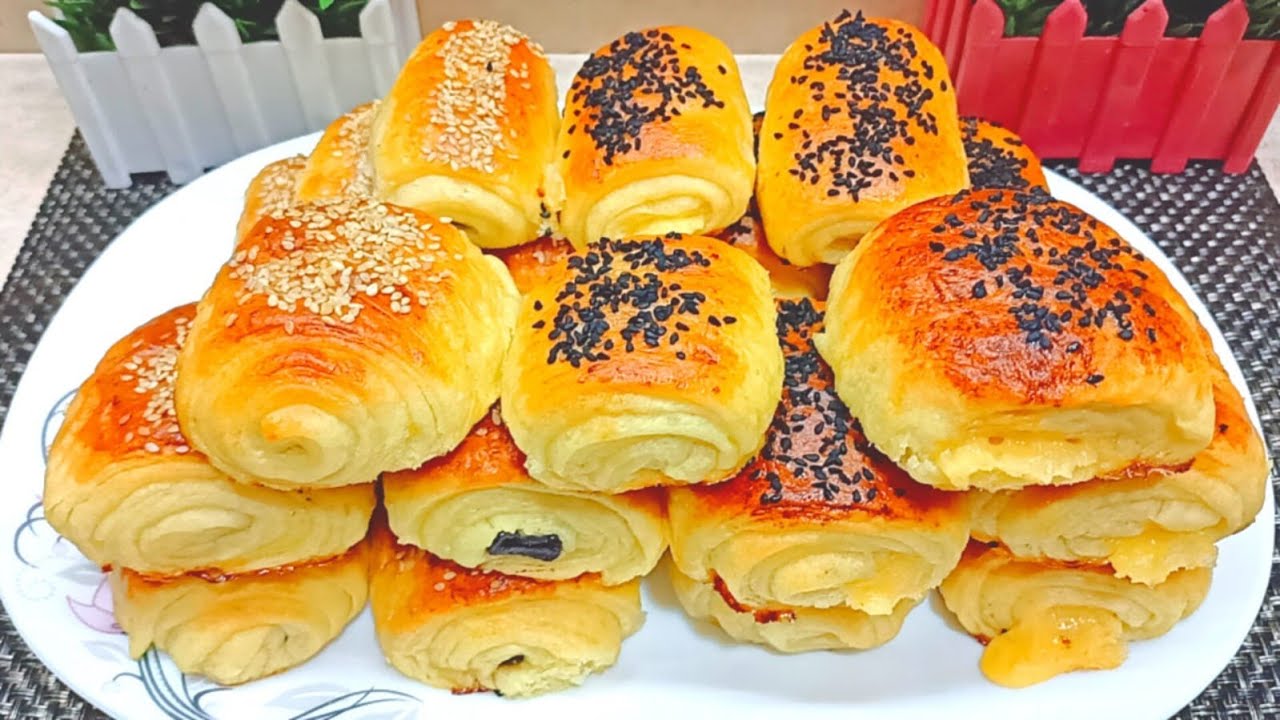 طريقة عمل الباتية (بالجبنة والشوكولاتة) 😋 كلاكيت تانى مرة 🎬 باتية الافران بطريقه جديده