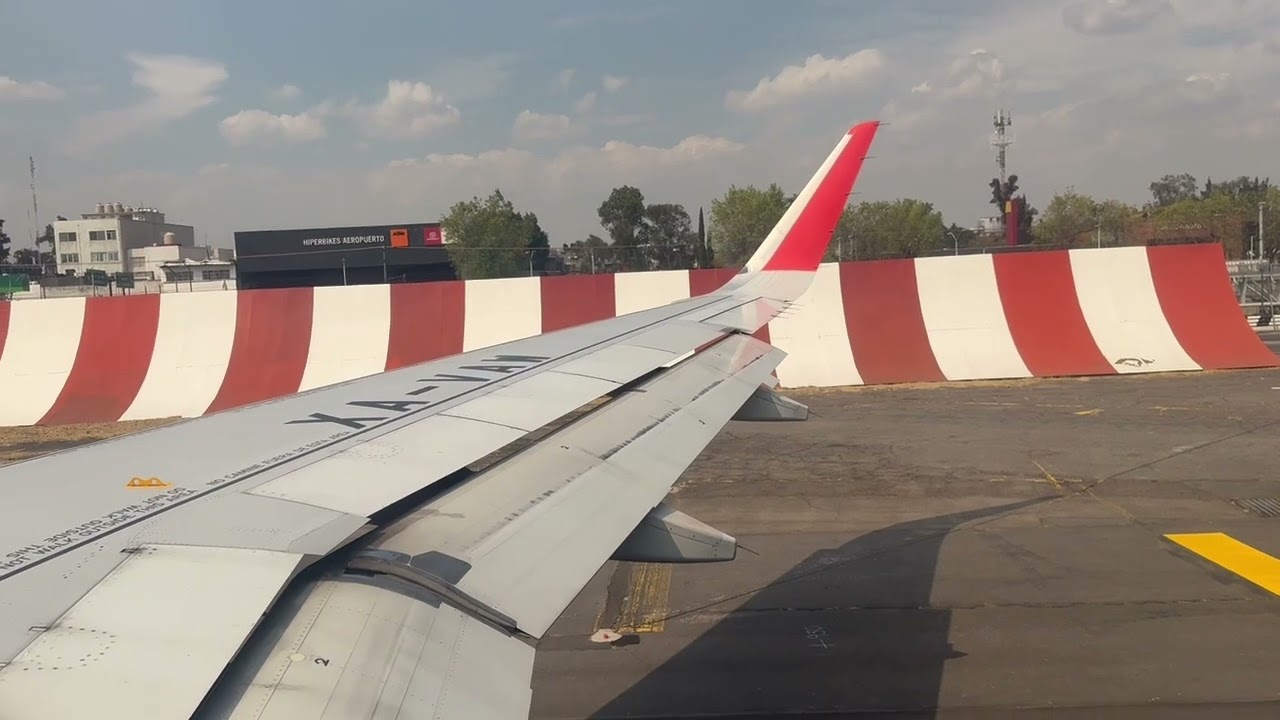 Viva A320 takeoff from MEX bound to CTM 01 2026