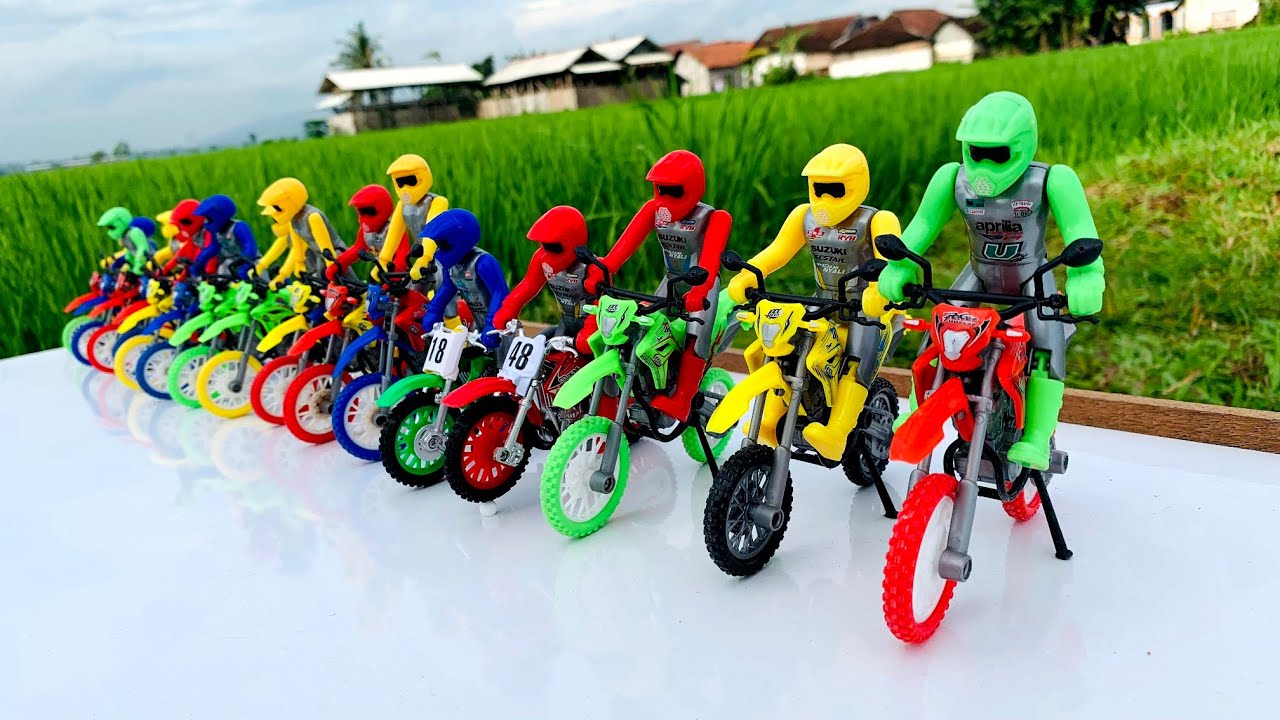Dirt Bike Finger | Mini X-Trail Motocross | Amateur Dirt Bike | Team KTM | Team KLX, Team CRF #5052