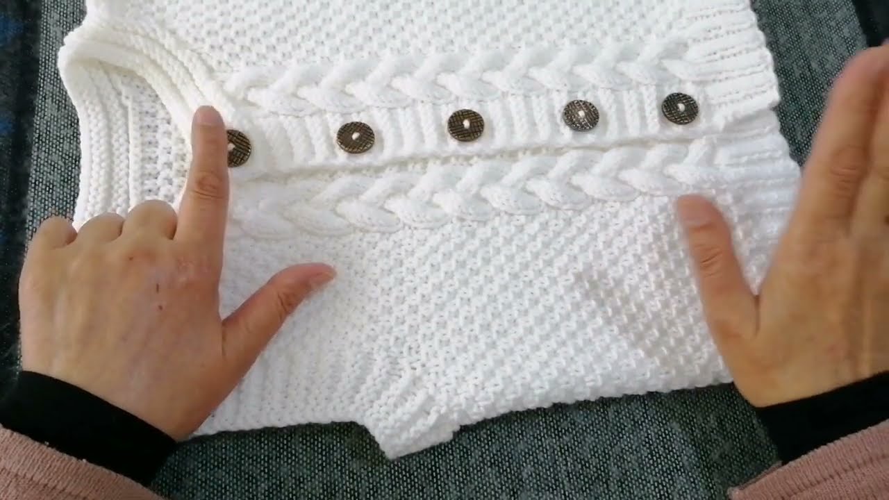 Burgulu Erkek Çocuk Yeleği #örgü #crochet #knitting #bebekyeleği #bts #çeyizlikyelek