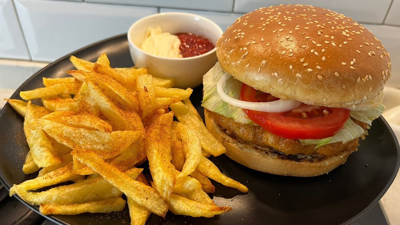 Evde  Tavuklu Hamburger Yapıyoruz / We’re Making a Chicken Burger at Home