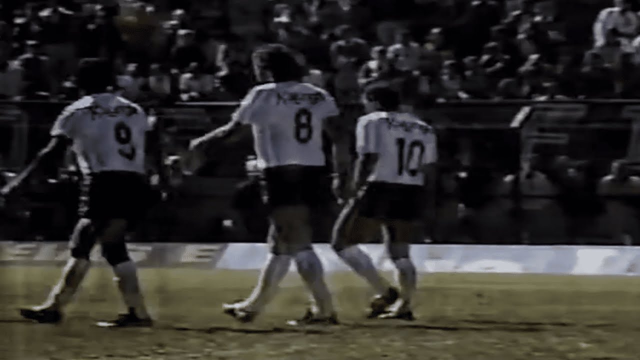Sócrates e Rivellino Jogando Juntos pelo Corinthians🔥