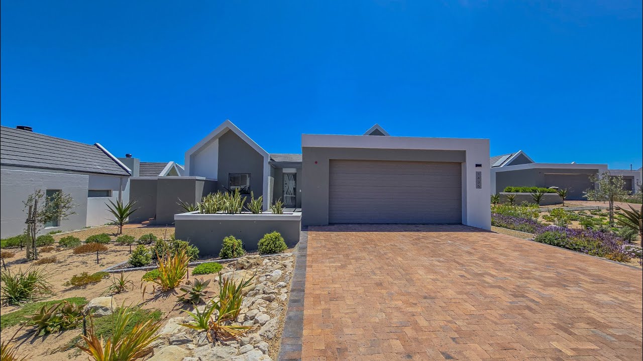 Brand New Home in Stylish Chardon Village Langebaan Country Estate