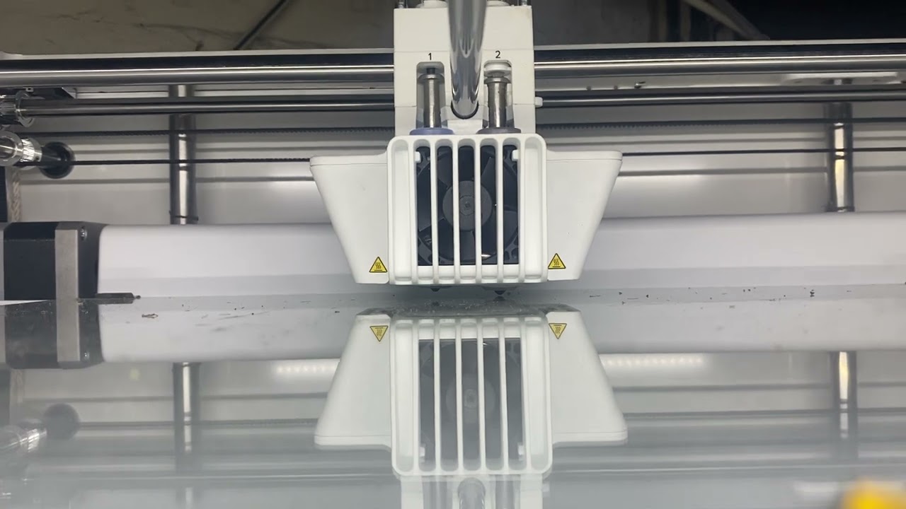 Ultimaker S5 fail. My nightmare trying to calibrate the print head core and build plate.