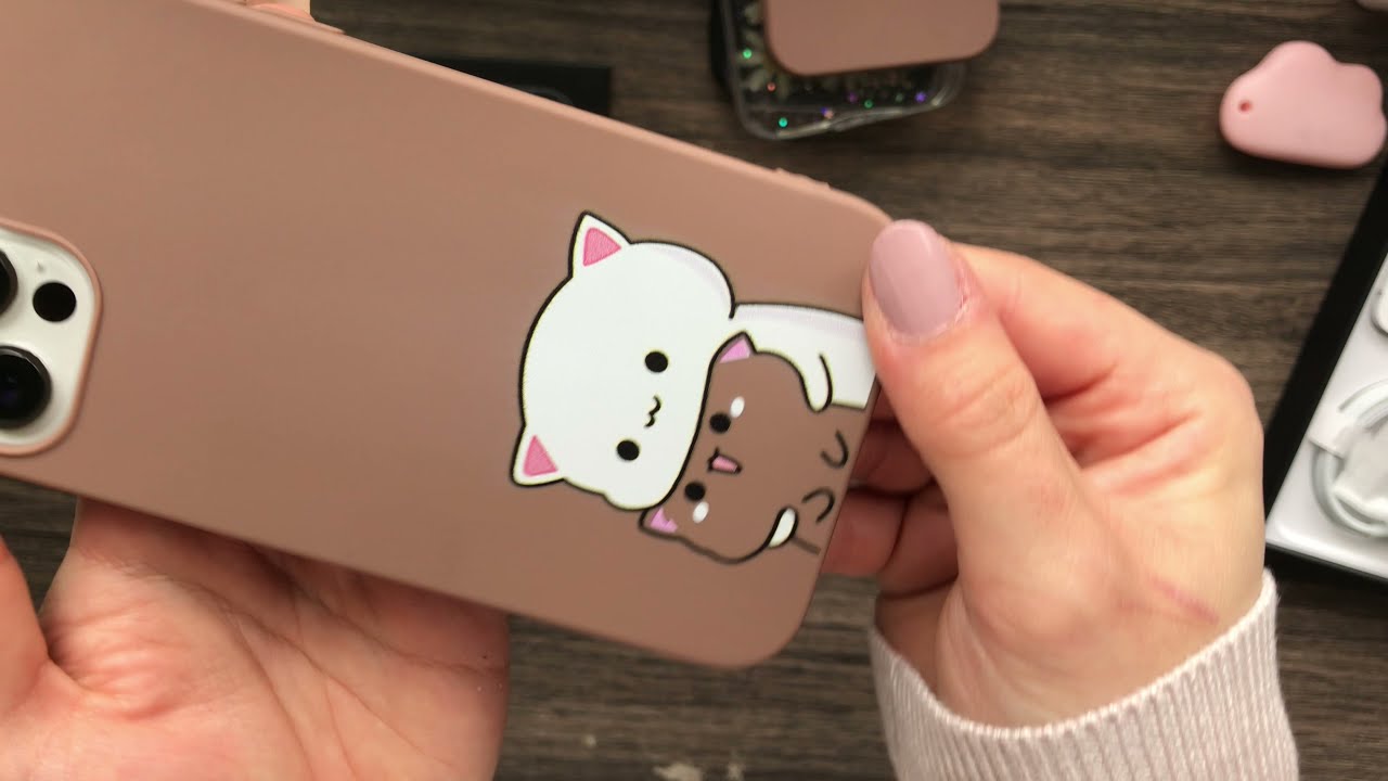 iPhone 12 Pro - Silver unboxing + accessories