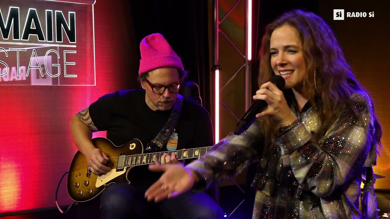 RADIO Si MAIN STAGE – NINA PUŠLAR – Tople oči