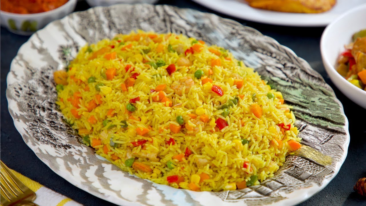 CHICKEN & SHRIMP FRIED RICE - PERFECT FOR THE HOLIDAY SEASON - ZEELICIOUS FOODS