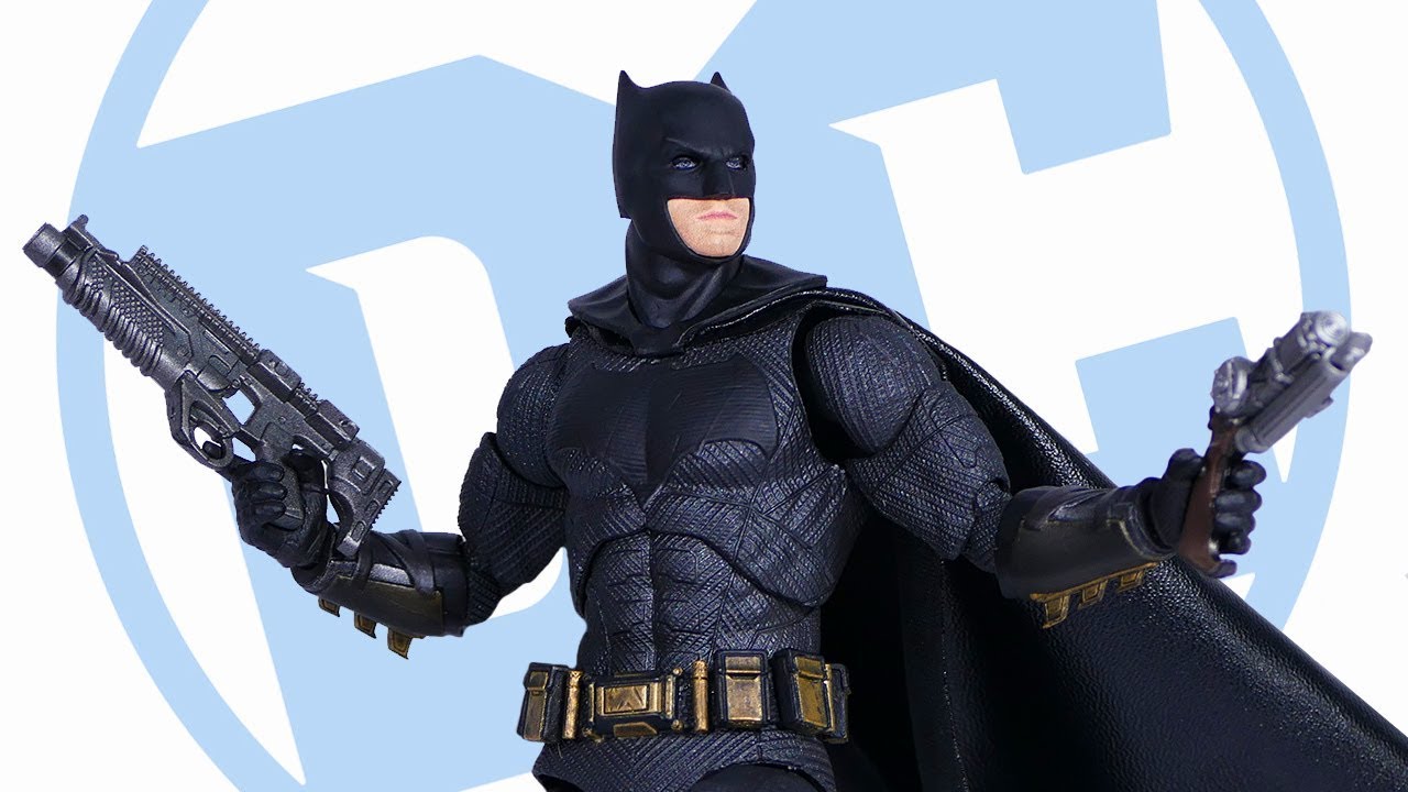 Обзор и сравнение фигурок Mafex Justice League BATMAN DC