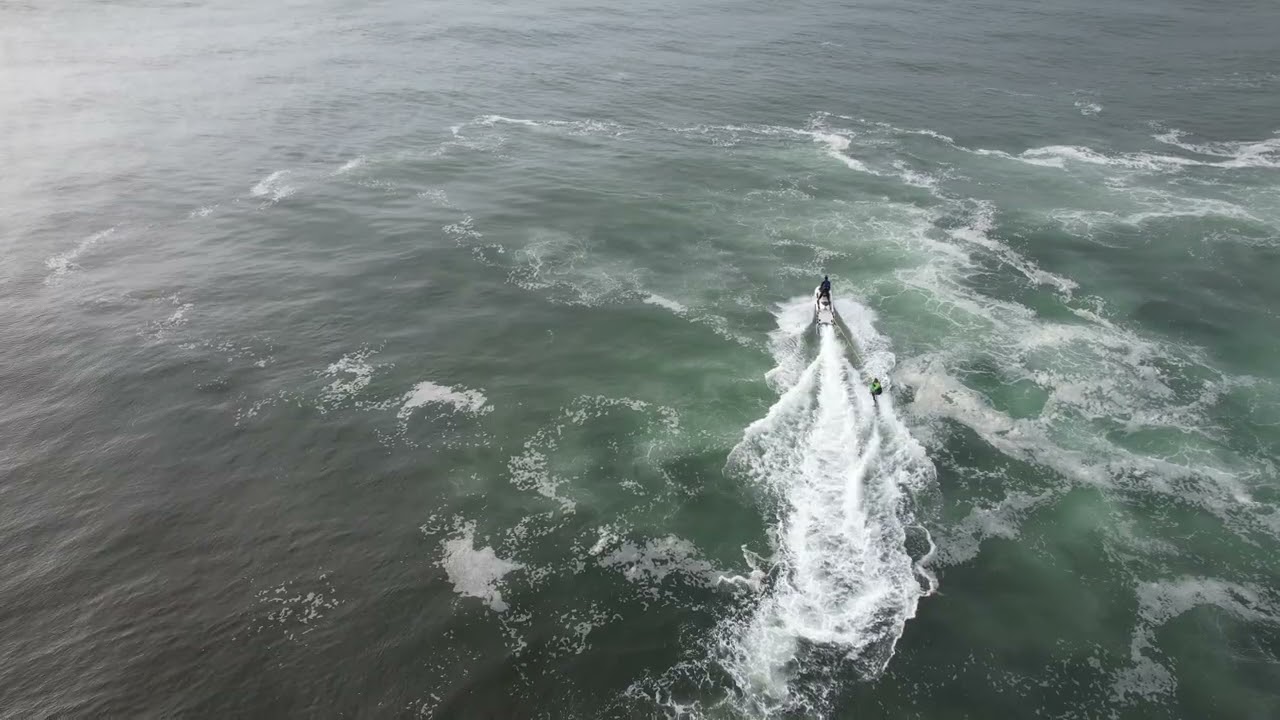 Steamer Lane, Santa Cruz, Ca 12/23/24 15-20ft tow-in Surfing
