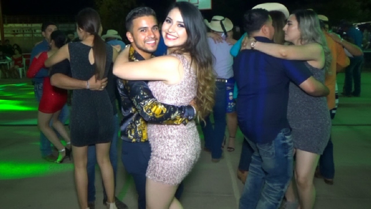 Ammarense COCHOS !!--Que chulada de chuladas los bailes en tierra caliente|Ajuchitlan del Progreso