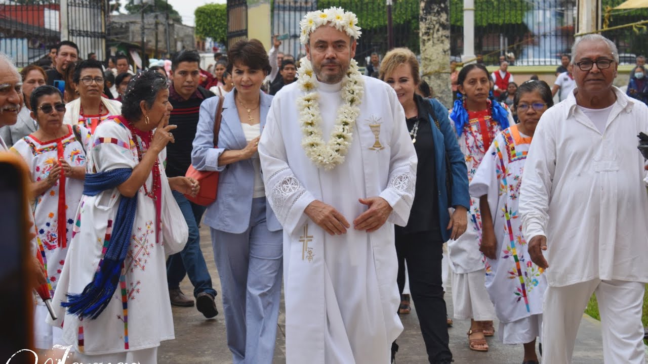 Llegada del nuevo Sacerdote: Arturo Cessa Barradas a la parroquia de los Santos Reyes. 