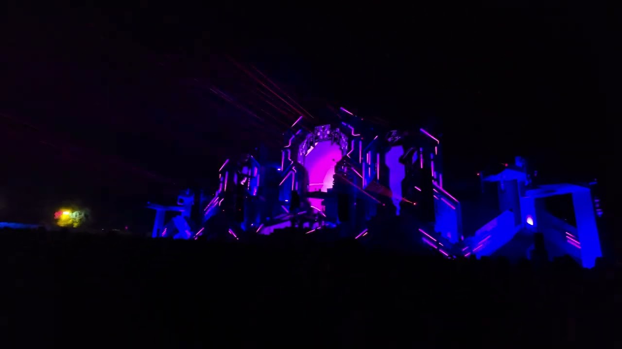 Decibel Outdoor Festival 2025 - Sunday Endshow