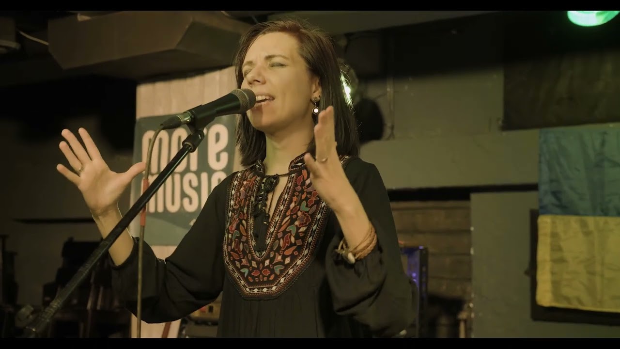 Casa Ukrania - Hai Palaie Nebo (live)