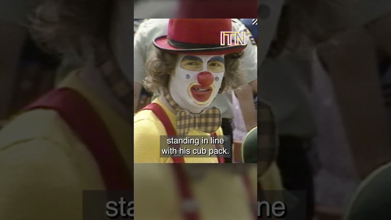 Clown Spooks Prince Charles' Bodyguard (1983) | Keep It Light