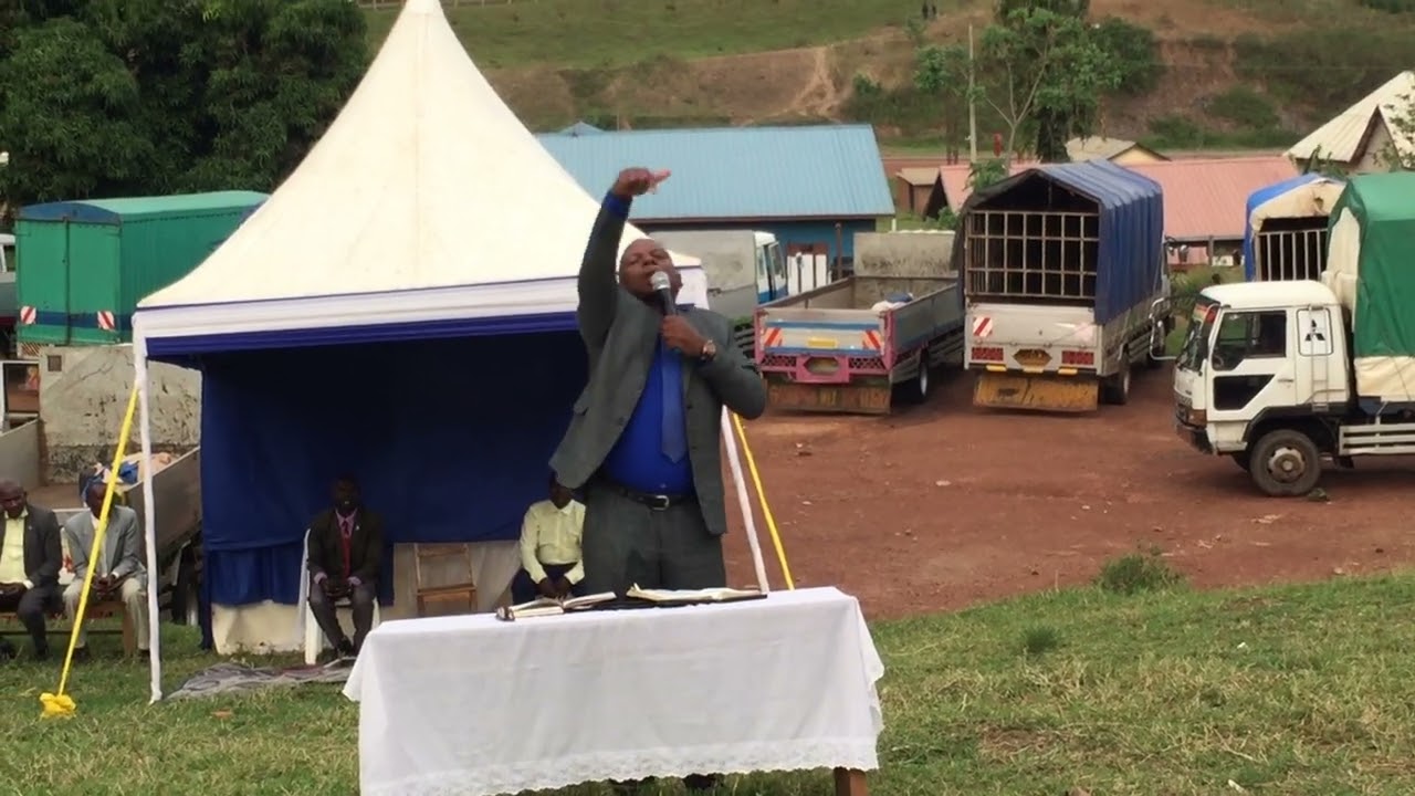Wariziko IMANA ari Insirimu?  Burya Kumenya Imana nukwanga umwanda.