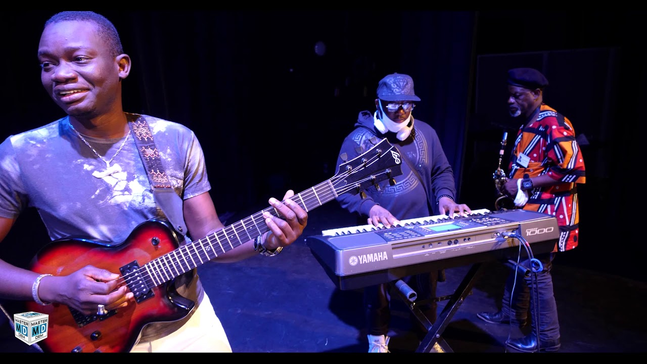 Aliya COULIBALY  Mini-Concert Septembre 2020 à PARIS  partie 1