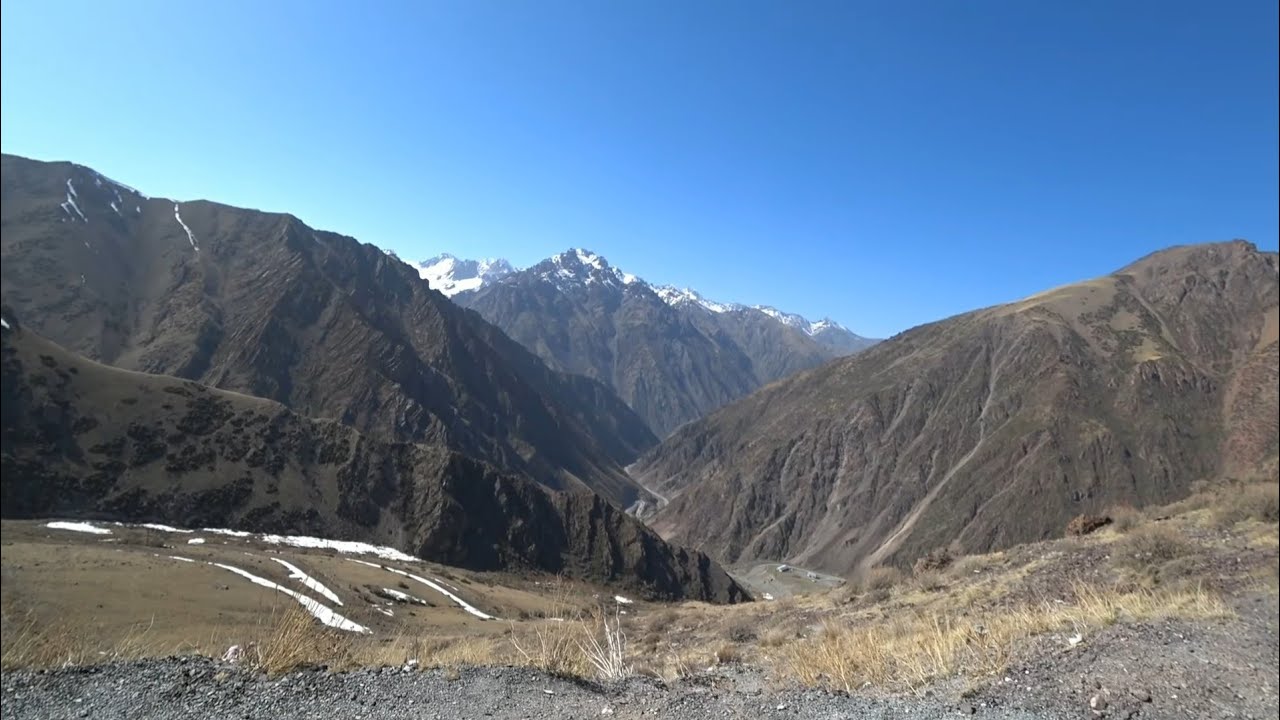 СУУСАМЫР КЫРГЫЗСТАН ВЕЛИКИЙ ШЕЛКОВЫЙ ПУТЬ, ГОРЫ ТЯНЬ-ШАНЬ, ПЕРЕВАЛ, ГОРНЫЕ РЕКИ, ЛЫЖИ, ТОННЕЛЬ.