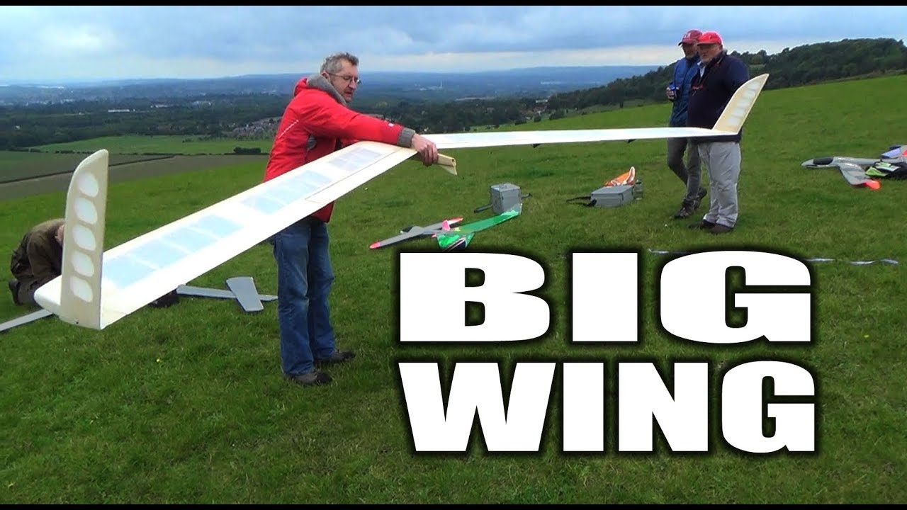flying wing glider maiden