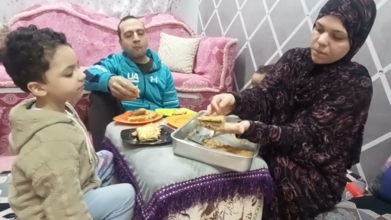 الي اتمرمت وتعب و👌تعب وشقي مش زي الي اتولد لاقي 👍