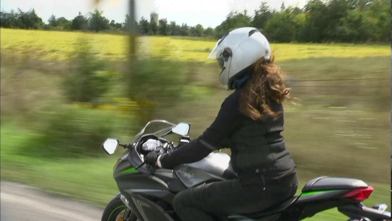 2016 Kawasaki Ninja 300 Road Test