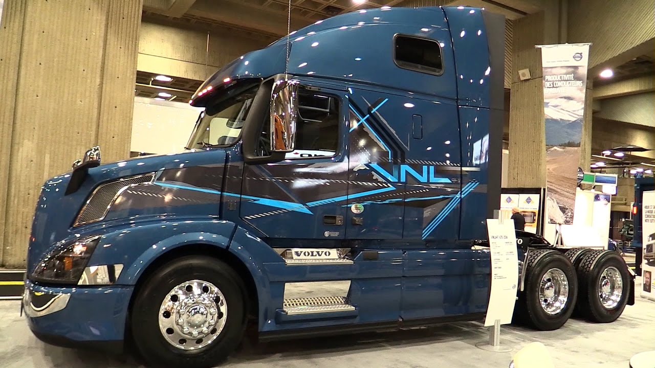 2016 Volvo VNL64T 670 Tractor Trailer with D13 466hp Engine - Walkaround  2015 Expocam Montreal
