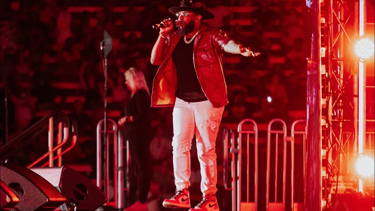 Pastor Mike Jr. performs “AMAZING” for the 2022 World Games